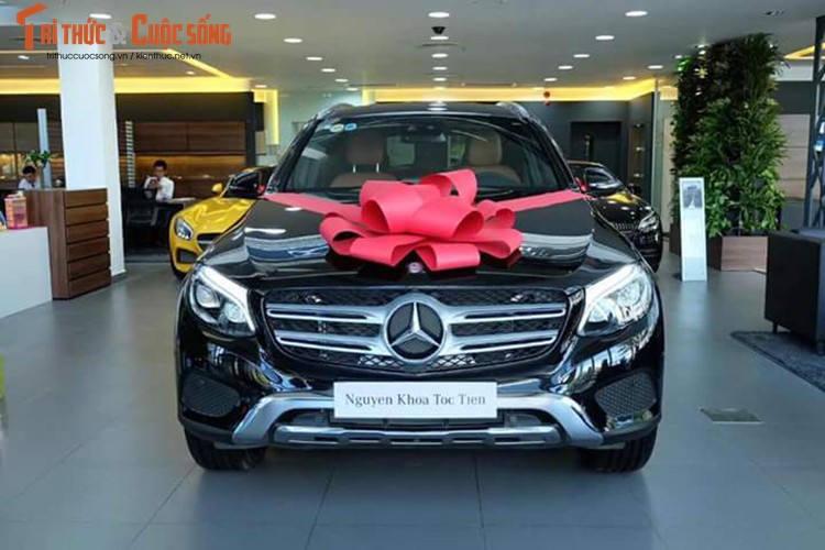 Ca sy Toc Tien tau Mercedes GLC 4Matic gia 1,78 ty-Hinh-2